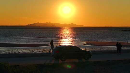 夕阳下的海边 海边日落