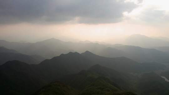 群山日落耶稣光自然风景航拍