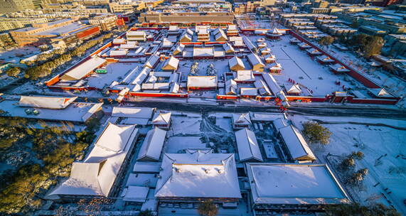 悟2x7航拍沈阳故宫雪景