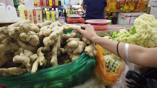 菜市场、农贸市场买菜买水果