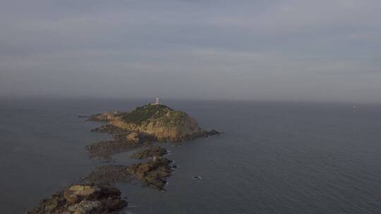 泉州风车岛航拍海边小岛大海