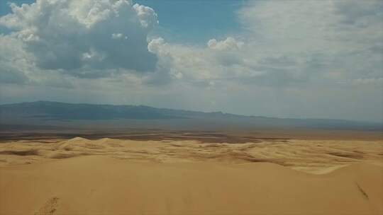 沙漠的沙丘航拍视频素材模板下载