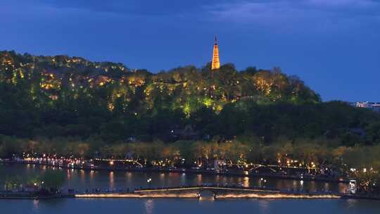 杭州西湖断桥夜景