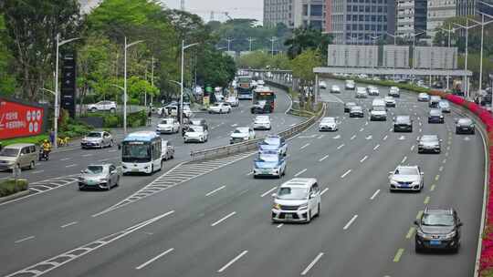 【正版素材】公路车流阴天城市