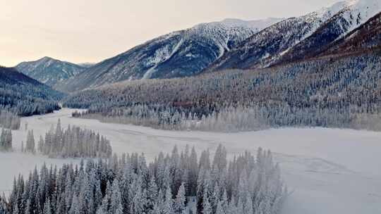 新疆喀纳斯禾木冬季雪景