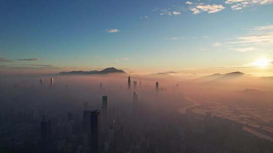 深圳云海日出