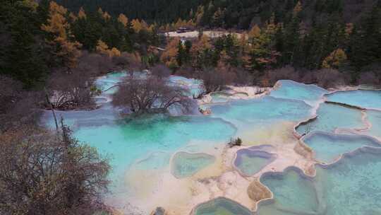 航拍四川九寨沟黄龙景区争艳池映月池迎宾池