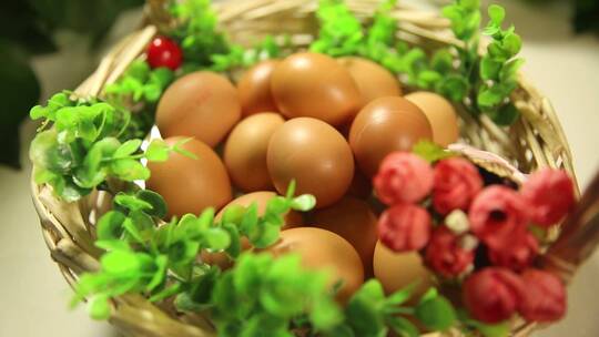 【镜头合集】菜篮子竹筐里的鸡蛋  (1)