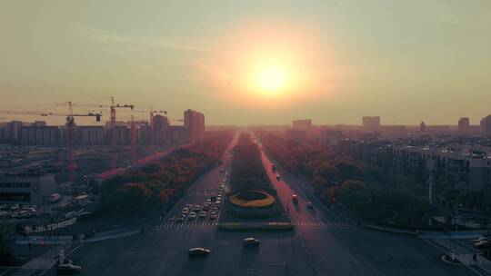 航拍日落时的上海临港新区城市马路实景空境