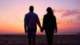 夕阳西下一对情侣在海边散步拥抱比心ai素高清在线视频素材下载