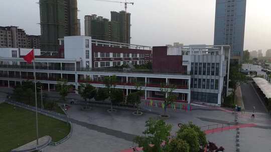 六安毛坦厂中学东城校区附属学校校园航拍