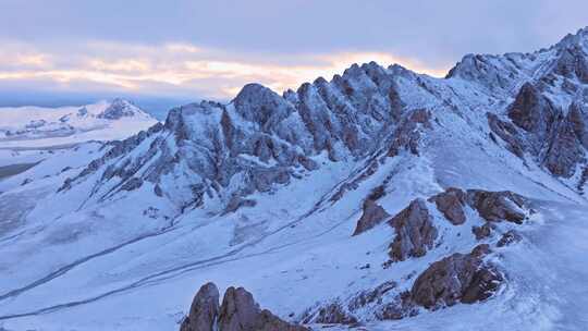 青海三江源雪景地貌航拍