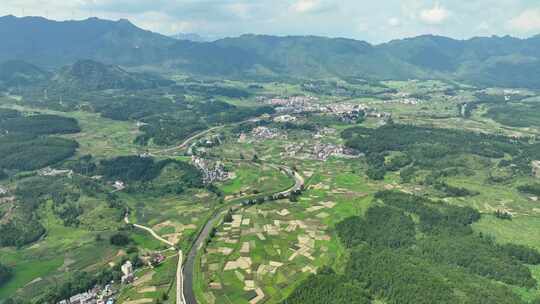 航拍南岭山脉大山高山山峰山脊岭南