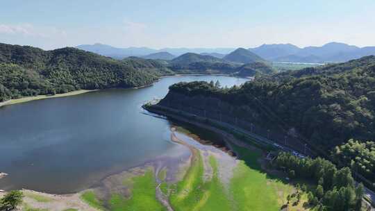 乡村山水河流