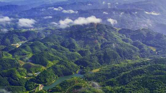 航拍云雾森林山林青山自然美景