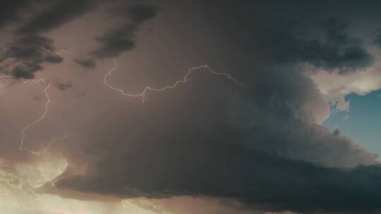 壮观 风暴 雷电 暴风雨 闪电 航拍