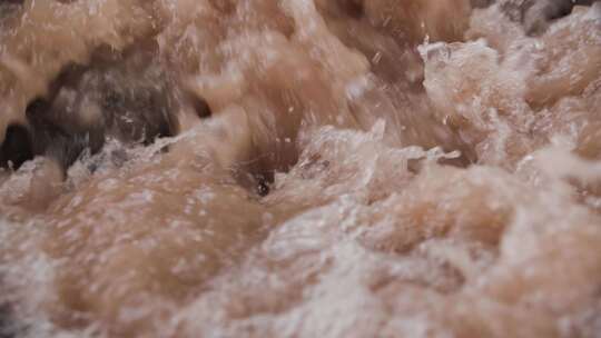 湍急水流-水花特写河水水资源视频素材模板下载