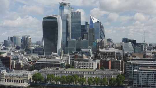 伦敦城市天际线。英国商业、金融和银行中心