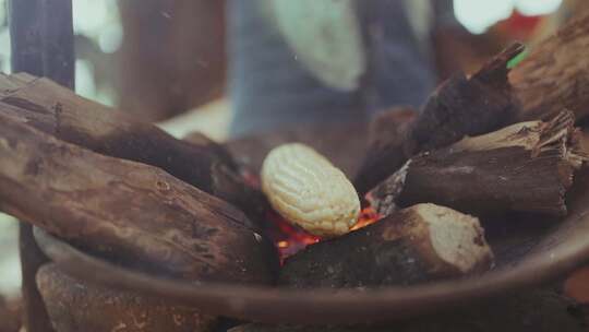 食物热玉米烹饪