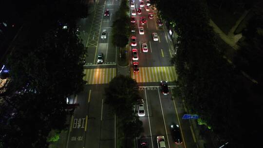 夜晚城市道路交通航拍