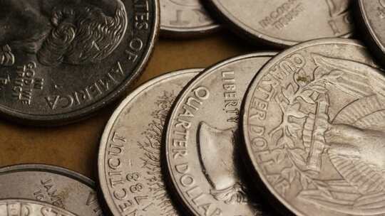旋转股票镜头拍摄的美国硬币（硬币-0.25美元）-MONEY 0228