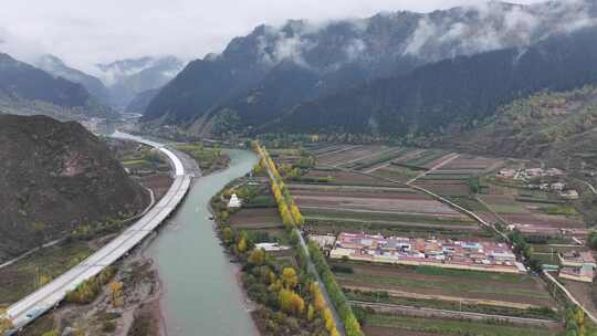 青海互助北山云海河流树木航拍视频