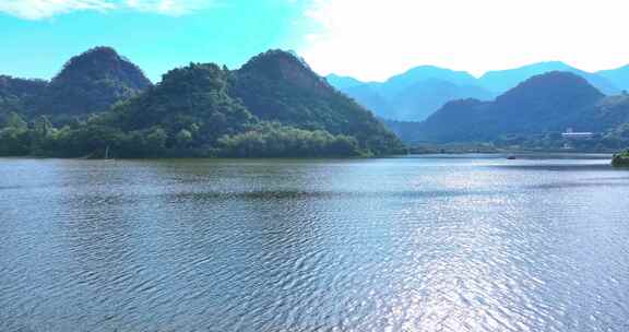 航拍清远英德宝晶宫天鹅湖温泉酒店