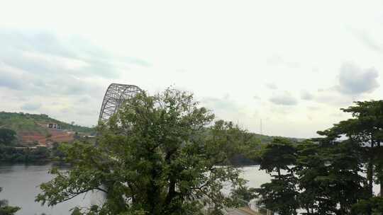 非洲加纳的阿多米大桥过境点高清在线视频素材下载
