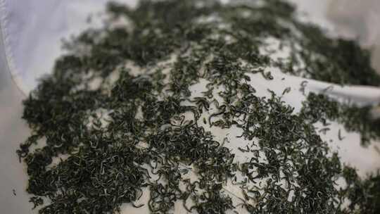 4K绿茶手工炒茶制茶搓茶杀青升格慢动作合集
