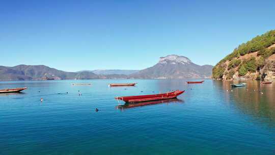 云南泸沽湖女神湾猪槽船水鸟海鸥格姆女神山