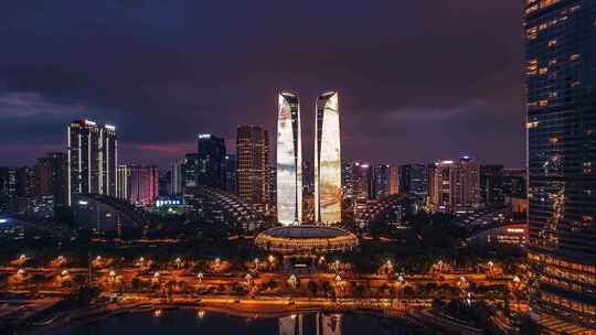 成都天府高新区地标建筑双子塔金融城夜景