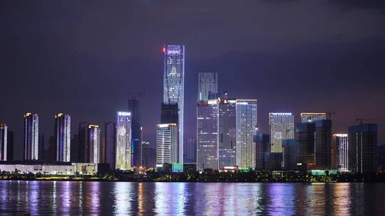湖南金融中心灯光秀-湘江城市夜景
