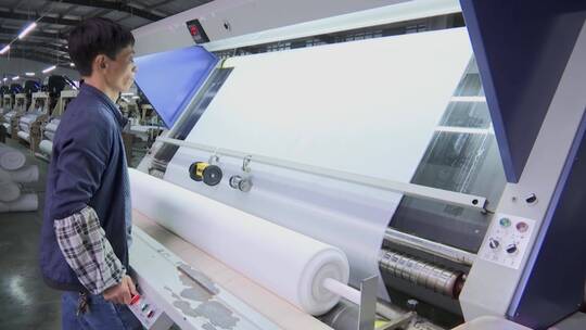 纺织厂生产加工布料视频素材模板下载
