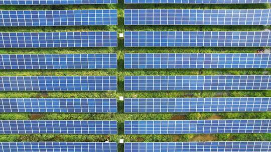 可持续太阳能光伏组件航拍绿色节能光伏板视频素材模板下载