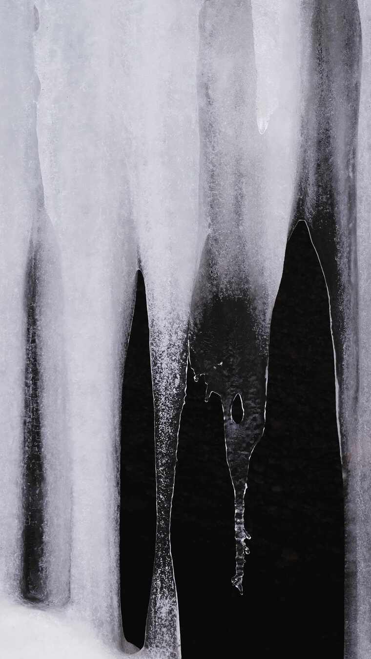 冰雪融化冰锥滴水升格