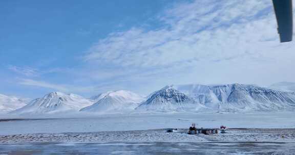 直升机飞机高清实拍北极俄罗斯雪地