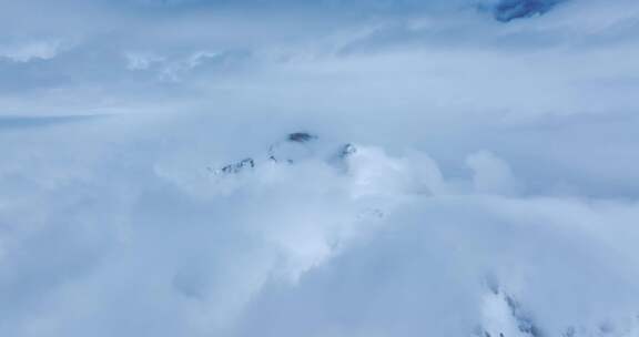 航拍昆仑山