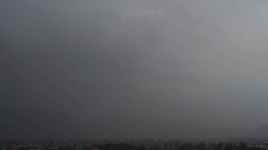 阴天云快下雨天空雨后下雨天阴天乌云雾流动