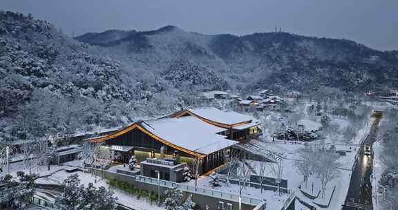 4k长沙岳麓山西大门雪后夜景航拍