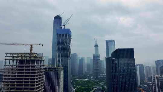 城市台风雨天济南