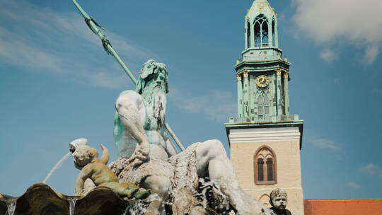 柏林景点海王星喷泉雕塑