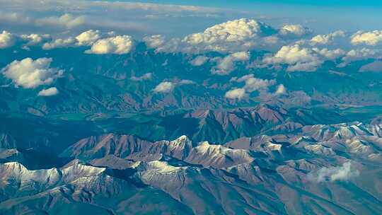 大气雪山 云海雪山  新疆天山 江山如画视频素材模板下载