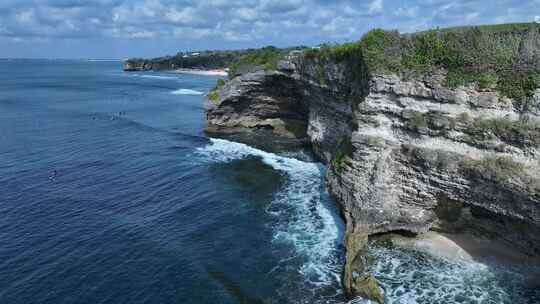 原创 印尼巴厘岛海岸线自然风光航拍视频素材模板下载
