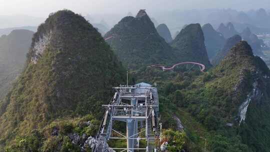 广西桂林阳朔如意峰空中索道缆车