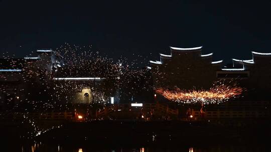 芜湖鸠兹古镇打铁花表演，新年节目视频素材模板下载