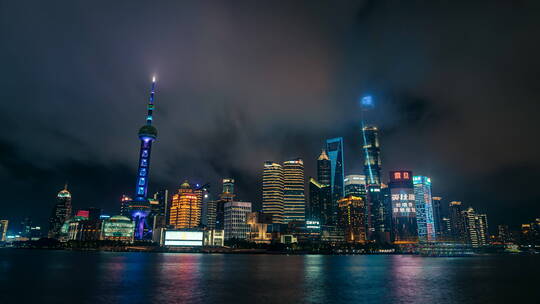 上海外滩城市夜景延时摄影城市建筑城市风光