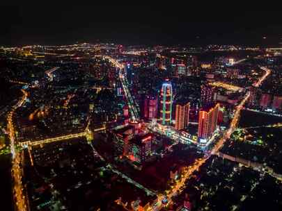 曲靖南城门日转夜，曲靖夜景