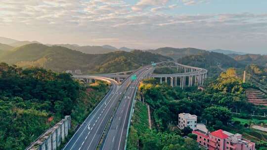 信宜云茂高速公路，高速桥梁航拍