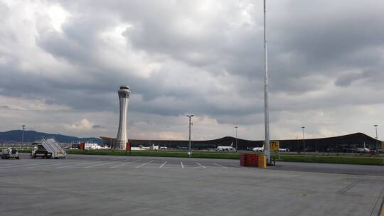 机场 昆明机场 飞机场 候机 航站楼
