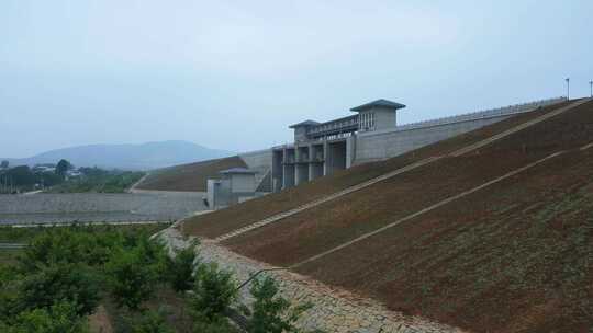 水库闸口 庄里水库 东江大桥大坝 大坝